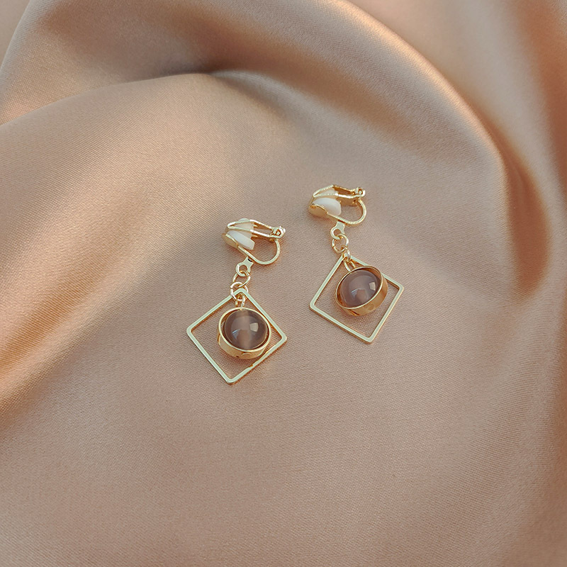 22-Grey opal ear clips
