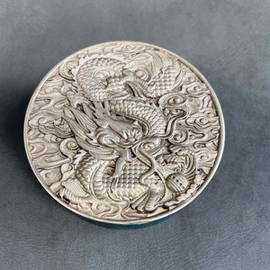 便携式小型光纤激光器20w 30w 50w 100w Max <span class=keywords><strong>Raycus</strong></span> Jpt数控台式彩色光纤激光打标机