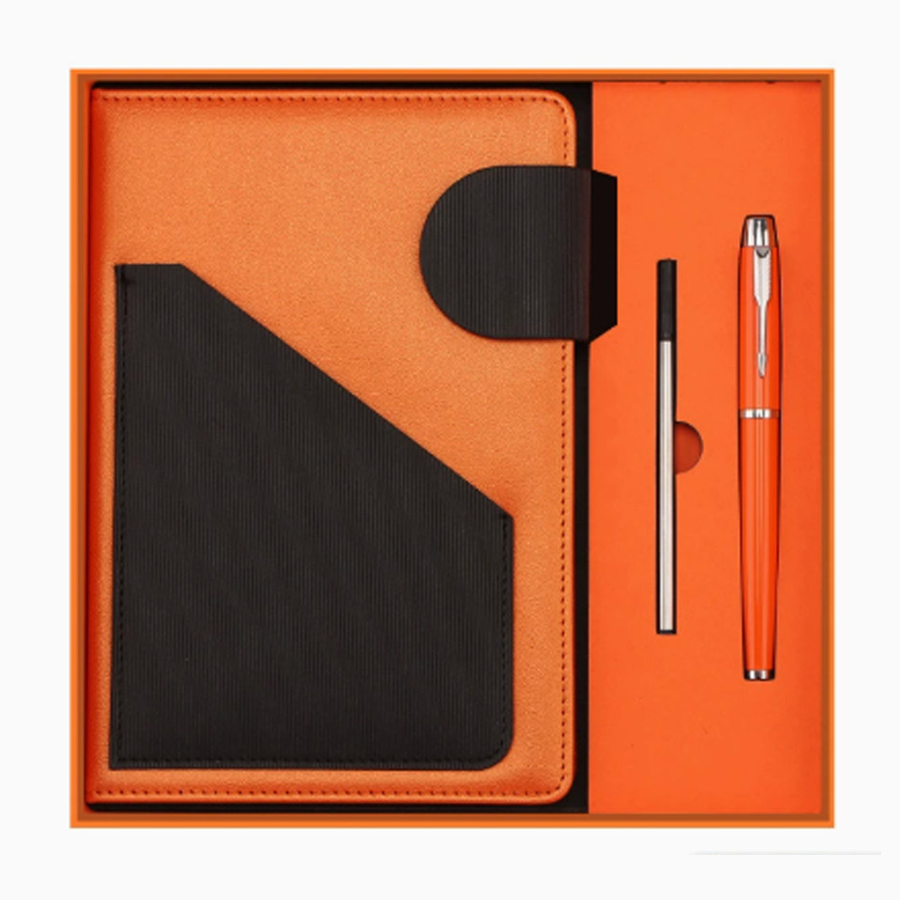Carnet orange + stylo