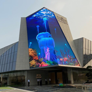 หน้าจอโฆษณา LED กลางแจ้งปรับแต่งได้กันน้ำ3D ป้ายโฆษณาดิจิตอลใน P2 P3 P4 P5 P6 P8 P10 SMD ขนาดคงที่
