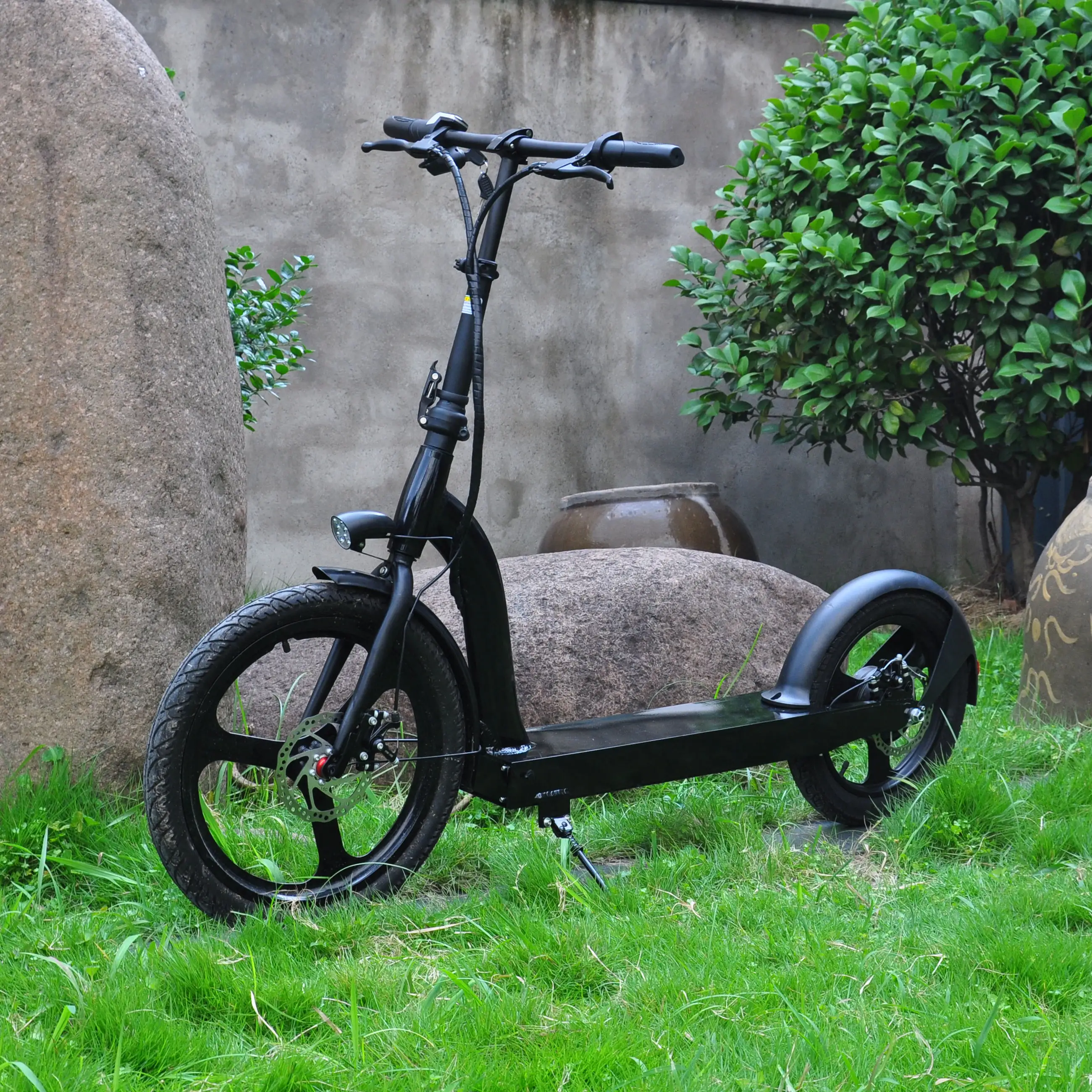 Electric 2 Wheel Scooters Wholesale New Kick Sharing 2 Wheels Portable Scooter Off Road Kick Foldable Adult Electric Scooter