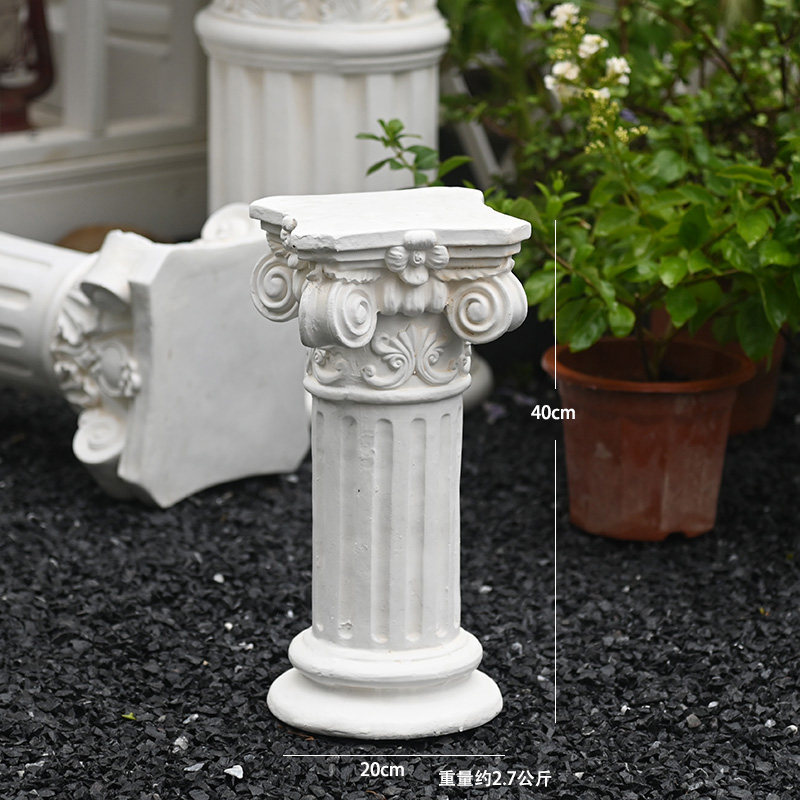 Colonne romaine à dessus carré de 40 cm de haut