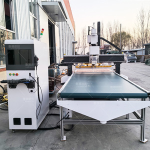Máquina cortadora de cambio de cuchillo de fila recta China 1325 con plataforma automática de carga y descarga - Product Image 2