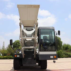建設機械道路コンクリートトラック出力5.5Cbm45立方メートルセメントコンクリートミキサー産業用