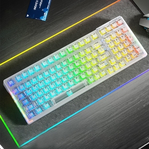 热卖99键有线2.4G无线RGB三模机械键盘，带冰魂开关 - Product Image 3
