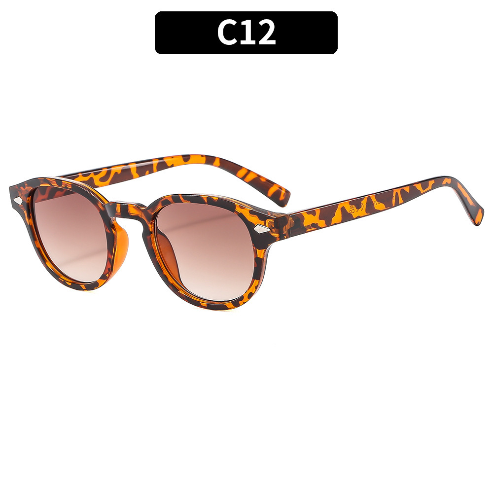 C12