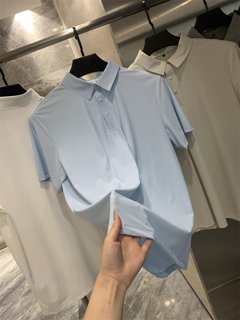 สีฟ้าอ่อน