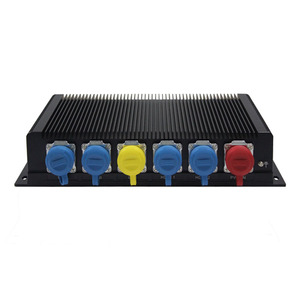 Ordenador integrado resistente con tasa IP66 con aleación de Al industrial, ahorra espacio con múltiples funciones - Product Image 1