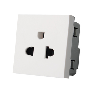ปลั๊กไฟสำหรับแผงพลังงานพีซีหลายช่องปลั๊กไฟตัวเมีย - Product Image 1