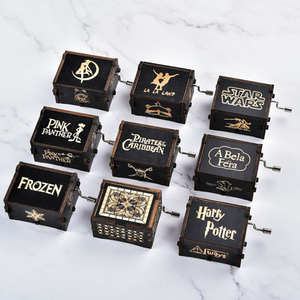 ホット販売カラフルなレーザー刻印ハンドクランクミニカスタムDiy木製オルゴール - Product Image 2