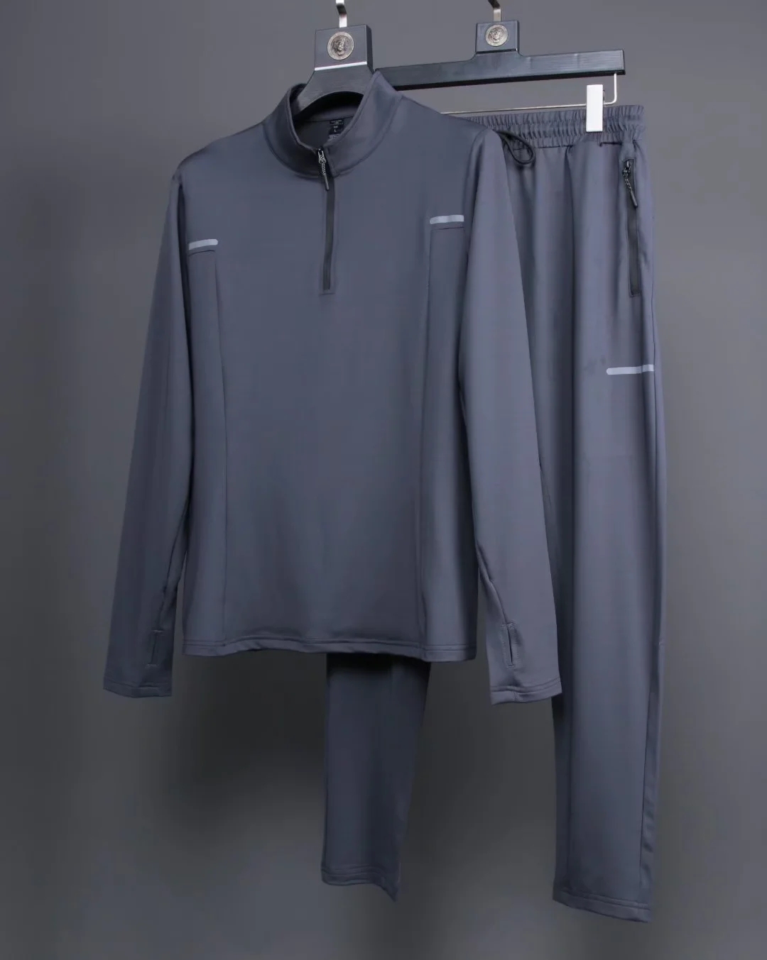 Grey scuro