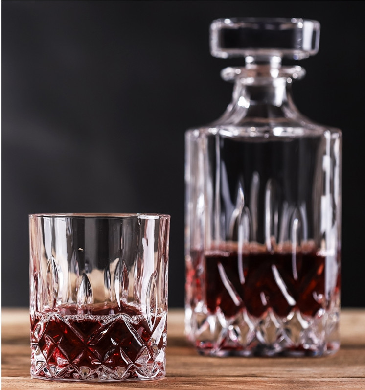 Factory Produce Fancy Unbreakable Custom Red Wine Glass