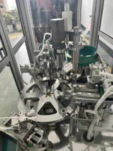 Solución inteligente Máquina de Ensamblaje automático para producción electrónica - Product Image 5