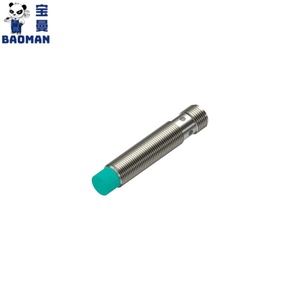 Pepperl + Fuchs NBB8-30GM60-I3 3-проводной индуктивный аналоговый датчик с регулируемым диапазоном зондирования для гибкого промышленного применения - Product Image 3