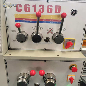 Máquina de torno de metal para la venta CA6136D Torno manual directo de fábrica Torno manual multifuncional - Product Image 4