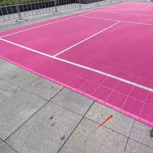 Sportplatzfliesen ineinandergreifende Pp-Fliesen Volleyball Basketball-Bodenbelag Outdoor Kunststoff-Wasserdichtboden