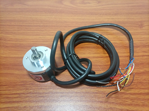 Original aktien Auto-Nics E40S6-2500-6-L-5 Drehgeber Inkrementelle Wellen leitung Treiber leistung 2500PPR 5Vdc Guter Preis - Product Image 4