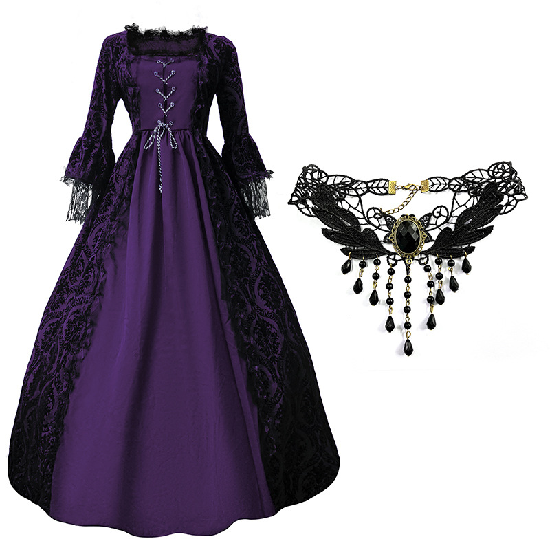 Robe violette + collier