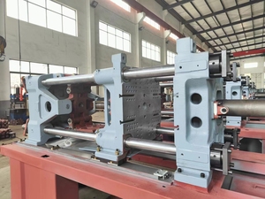 เครื่องฉีดขึ้นรูปแนวนอนอัตโนมัติสำหรับ PE/PP HDPE PVC PPR ABS เทอร์โมพลาสติกสำหรับสัตว์เลี้ยงส่วนประกอบมอเตอร์หลัก - Product Image 6