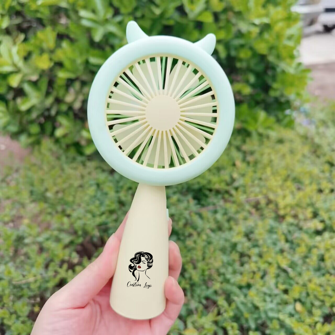 mini ventilateur jaune