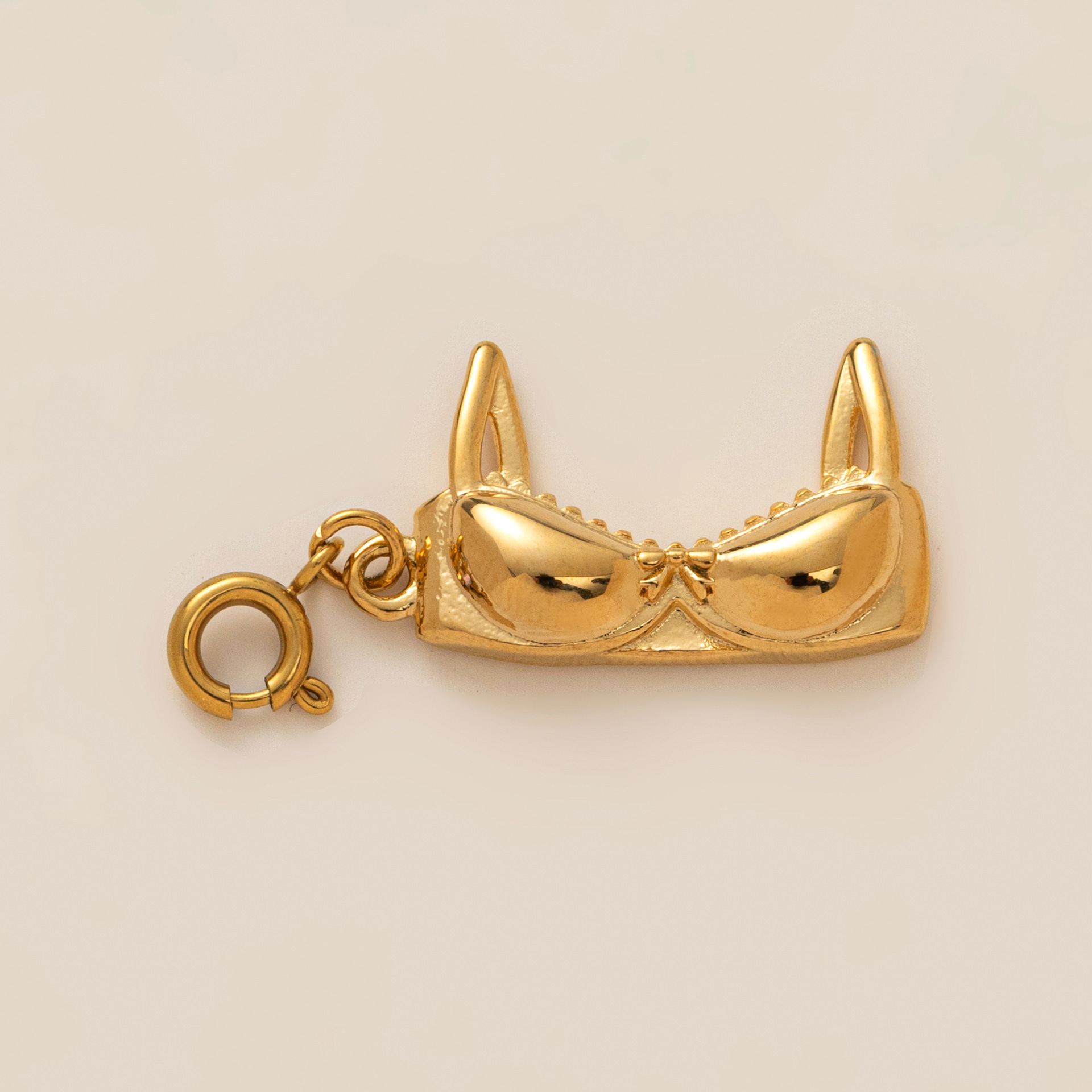 Gown pendant