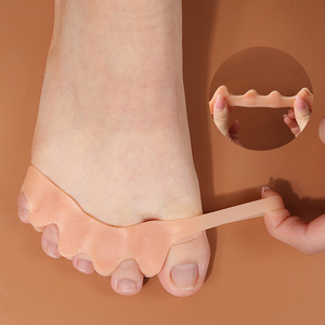 Ayak örtüşme ayak splitter ayak carder silikon ayırma dört delikli beş delikli ped klip guard başparmak halluks valgus düzeltici - Product Image 4