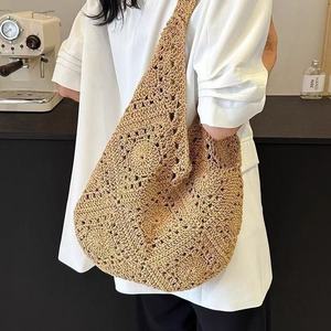 Rahat orman tarzı dantel çanta büyük kapasiteli Handwoven saman omuzdan askili çanta PU sanatsal açık plaj tatilleri ile