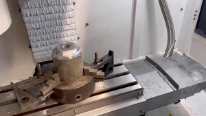 Yüksek kalite CNC işleme makinesi ağır kesme vmc300 dikey işleme merkezi