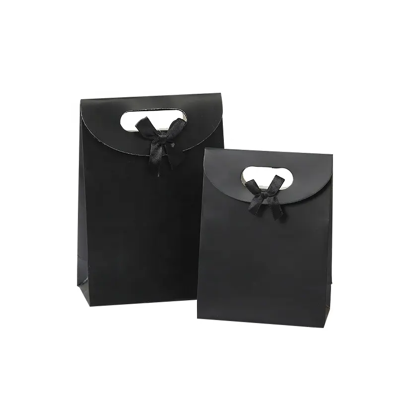 Sacchetti regalo in cartone nero autosigillanti di vendita calda con manici buste sacchetto di carta regalo con nastro a fiocco per confezioni regalo di gioielli