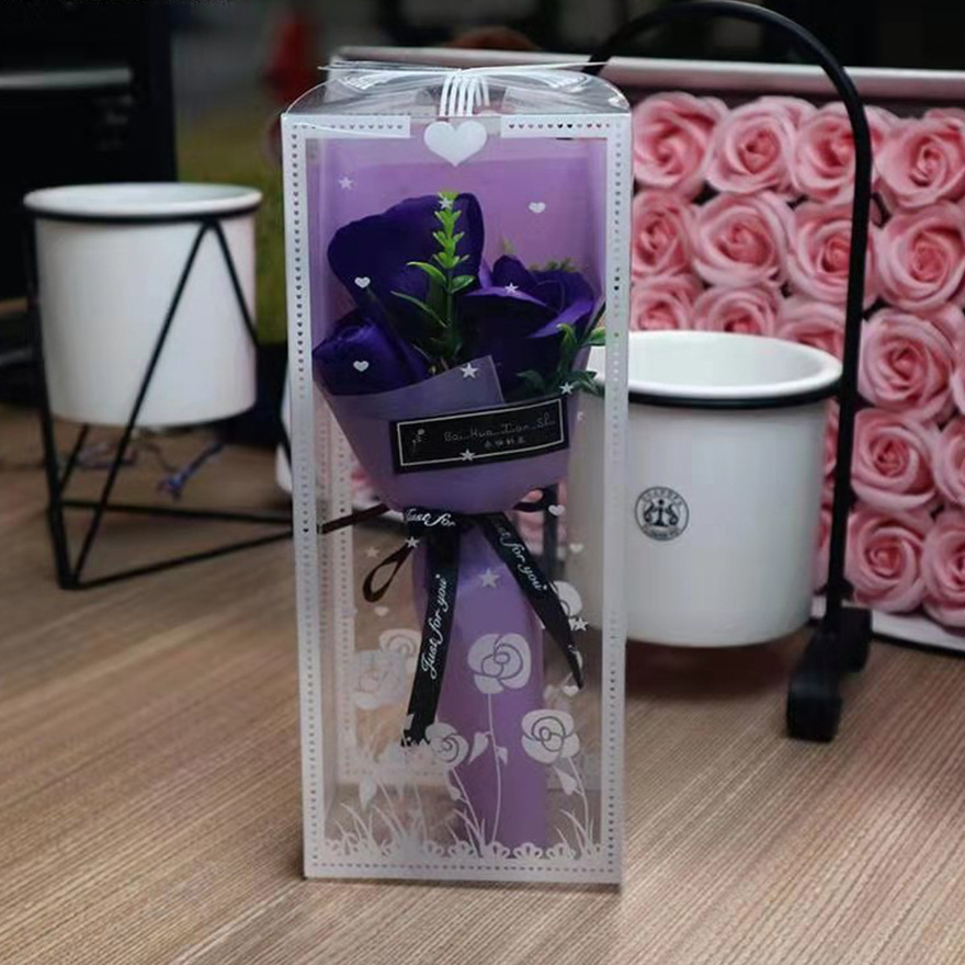 Morado oscuro con caja.
