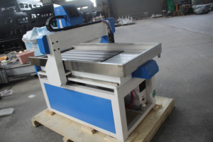Minimáquina enrutadora cnc de 3 ejes, enrutador ATC cnc 1325, máquina de torno de madera para fabricación de puertas de paneles de tablero de mdf - Product Image 6