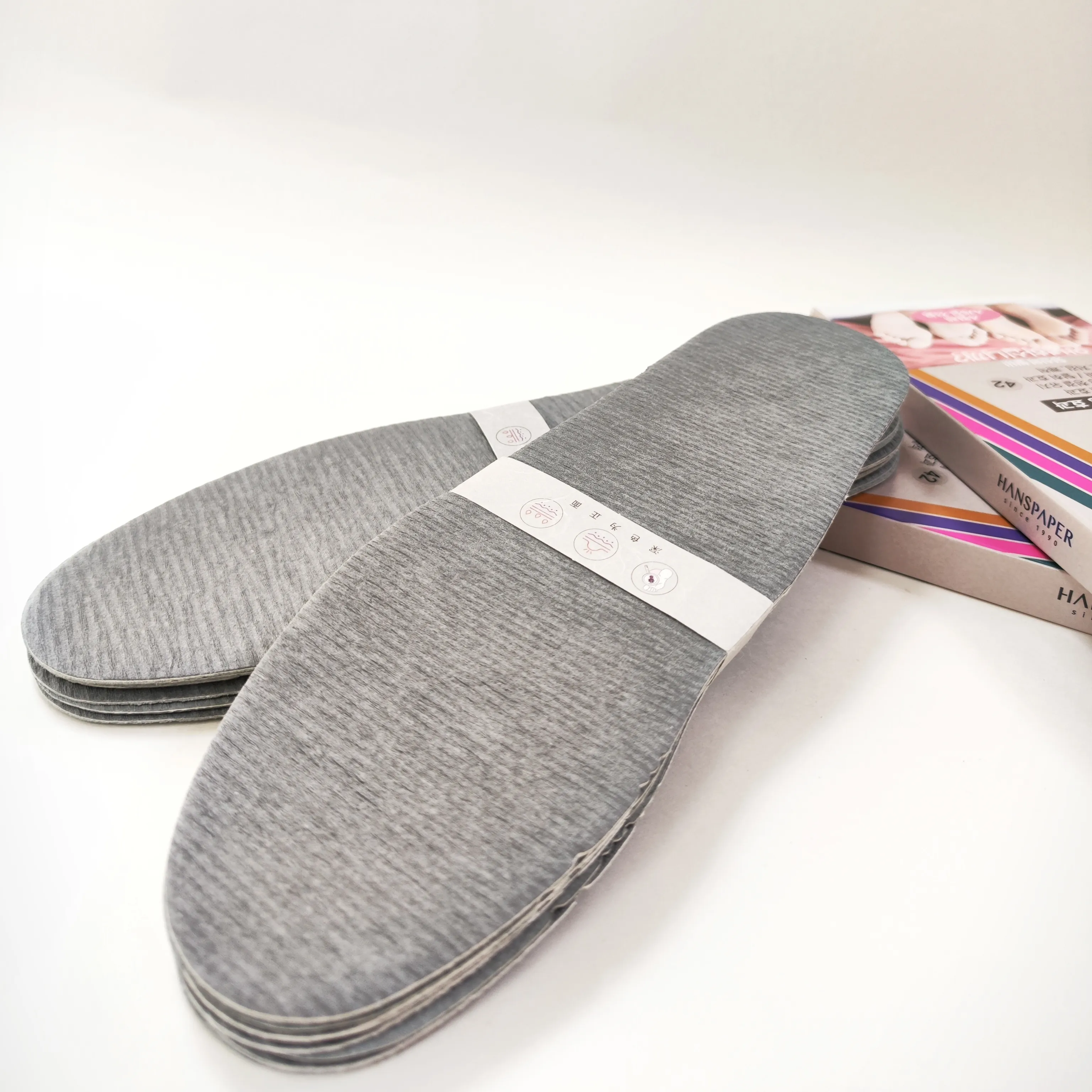 生分解性環境にやさしい通気性のある板紙靴インソール