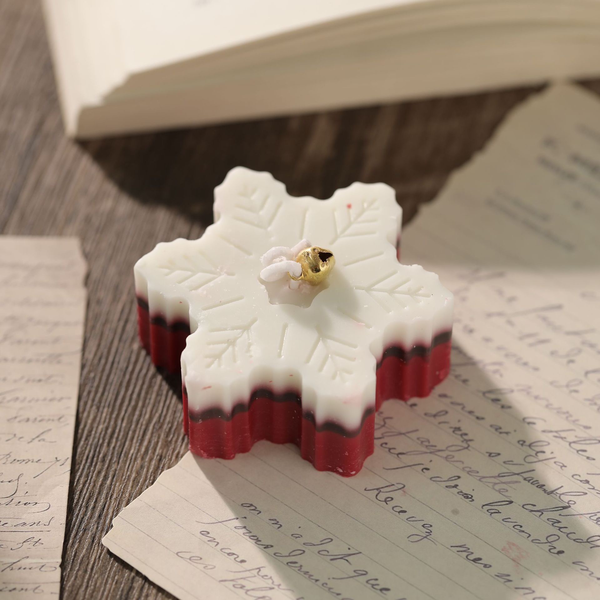 Flocon de neige rouge dégradé