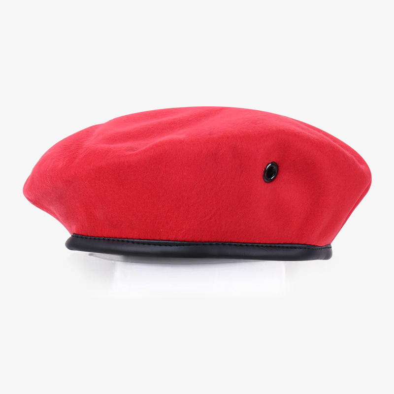 Plaque de signalisation rouge