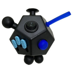 迷你12面魔术烦躁Edc玩具缓解压力书桌玩具3d模型创新手感觉烦躁玩具 - Product Image 4
