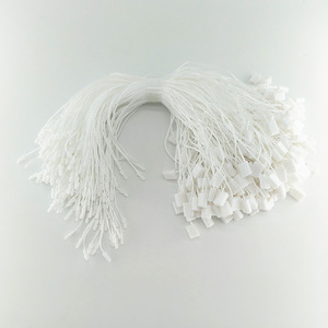 Etiqueta colgante de plástico de alta calidad, Bloqueo de cadena, bucle elástico, etiquetas de sello de ropa para colgar, sello de etiqueta - Product Image 4
