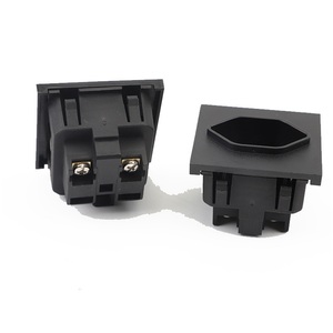 เต้าเสียบปลั๊กไฟแบบสวิส-J 3พิน10A 250โวลต์สำหรับเต้ารับไฟฟ้า PDU แบบมาตรฐานสวิส - Product Image 5