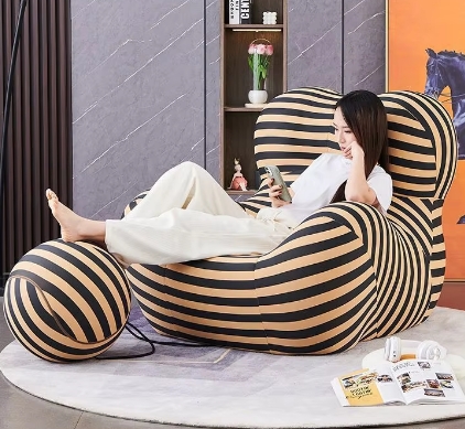 Divano grande 118 cm in seta ghiaccio a righe gialle e nere