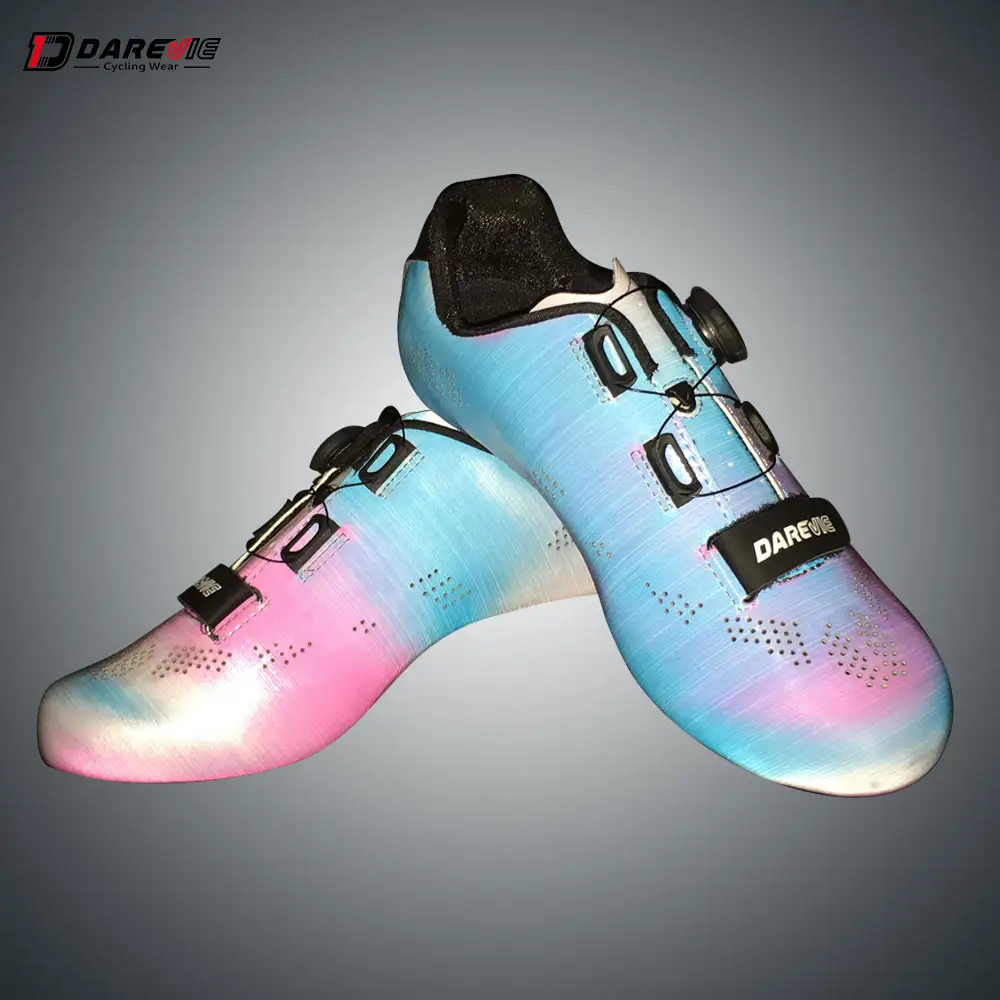 Darevie Caméléon Réfléchissant cyclisme chaussures Compatibles LOOK SPD-SL Perle Colorée Vélo Chaussures mode cyclisme chaussures femme