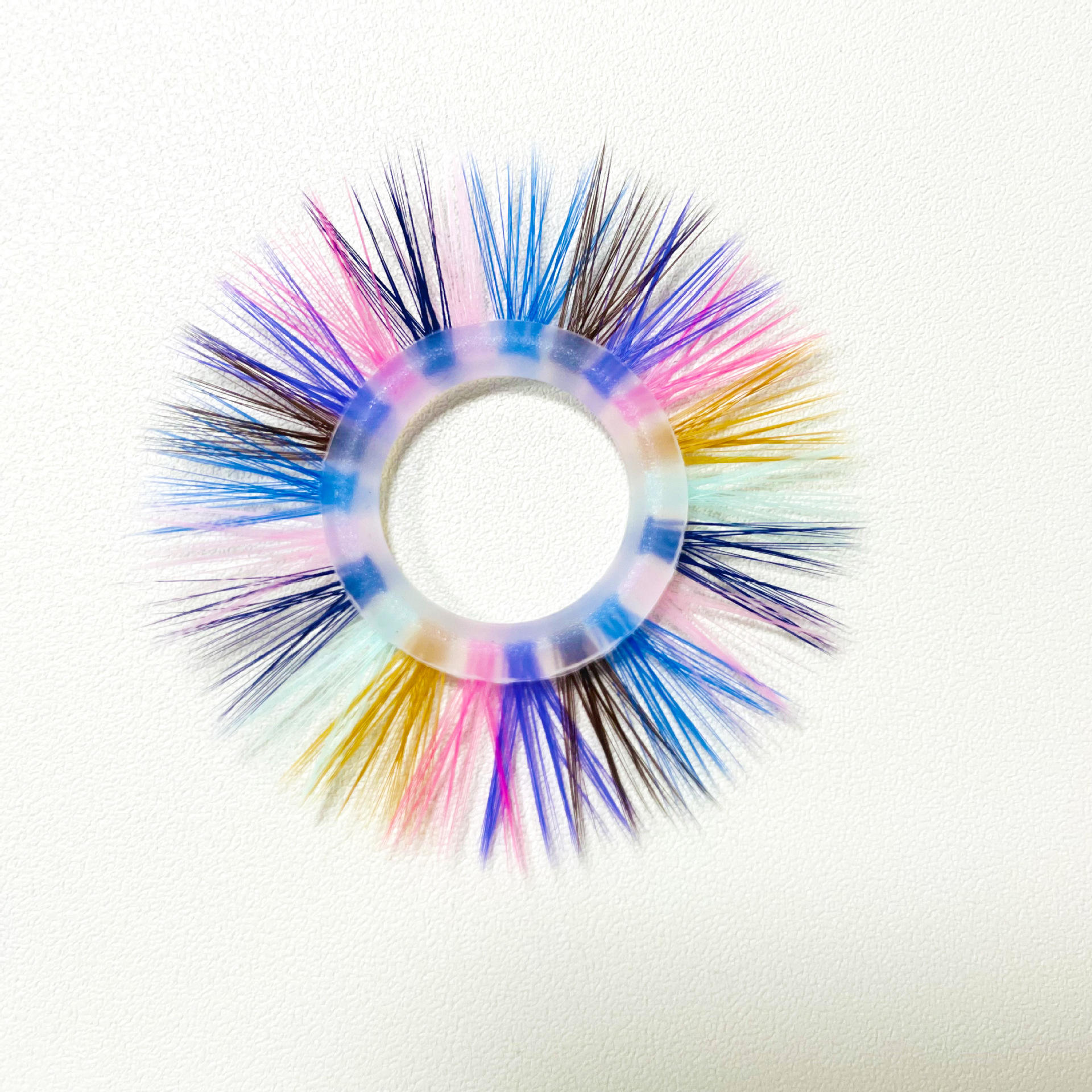 ผมตรงสีรุ้งชั้นเดียว