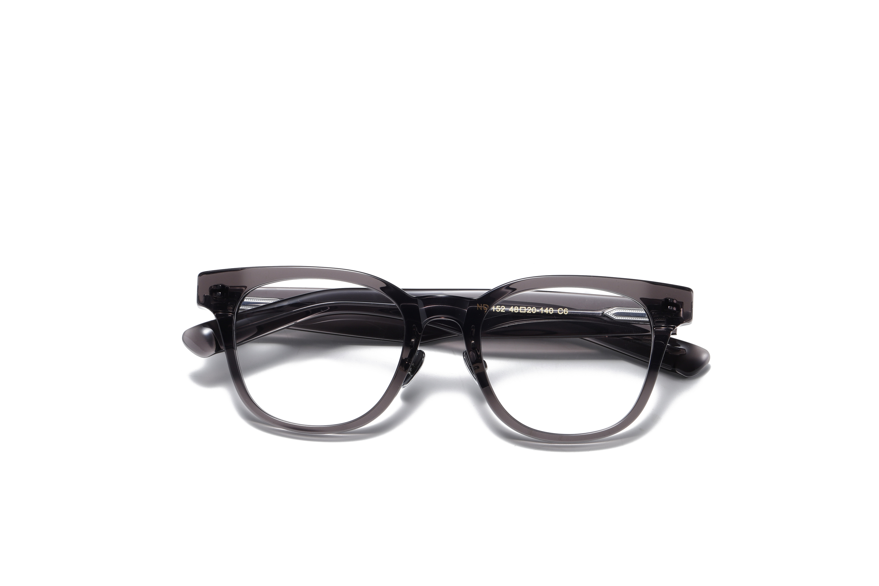Gris transparent