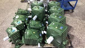 中国工厂WPA250 WPS250蜗轮齿轮箱减速器，带比率10 20 30 40