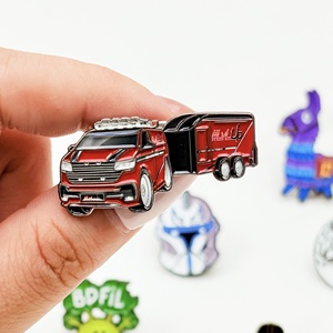 Maker özel toptan Metal rozeti spor logosu beyzbol takımları yumuşak ve sert emaye Anime yaka Pin bayrak şapka hatıra broş Pin - Product Image 3