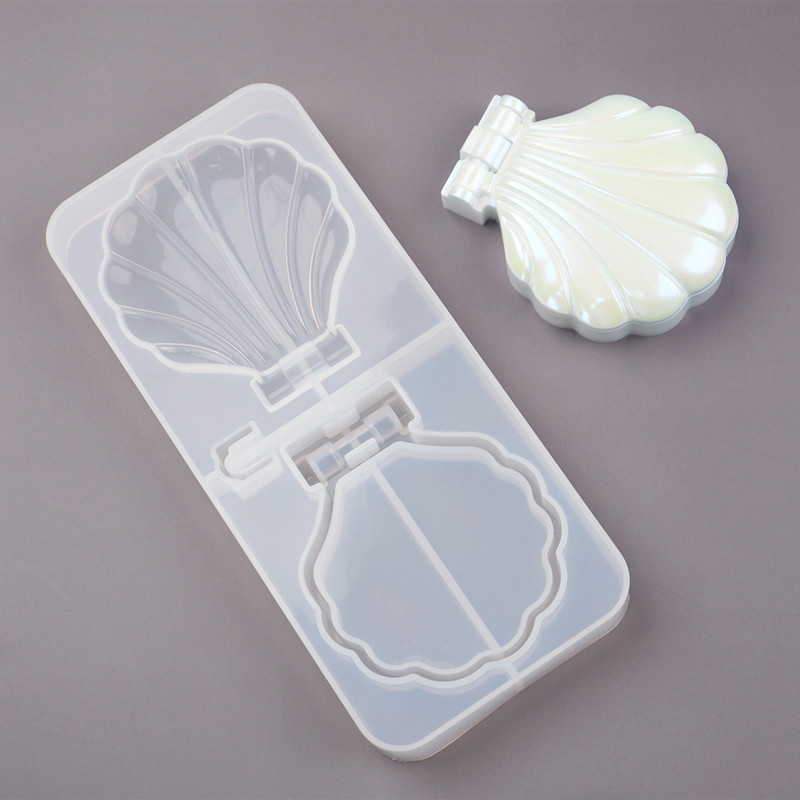 Moule forme coquille blanc