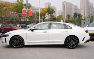 Kia K5 2025 1.5T Phiên Bản Sang Trọng Chỉ Đạo Trái Tự Động AC R18 Lốp 12.3-Inch Cảm Ứng LCD Màn Hình Điện Cửa Trời - Product Image 4