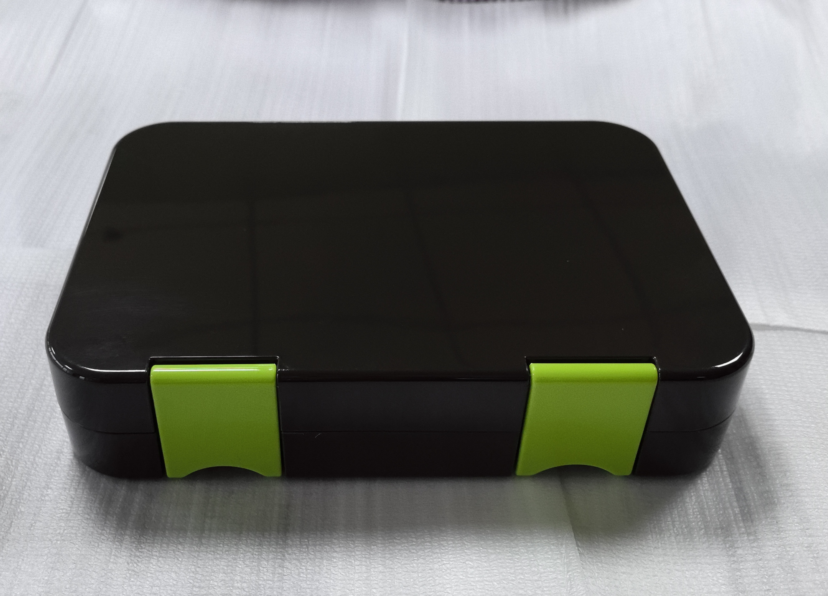 Black/green
