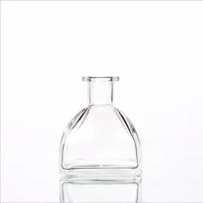 Stock vacío 50 ml 100 ml 150 ml 250 ml mongol yurta forma ratán vidrio Aroma botella para el hogar fragancia caña Decoración
