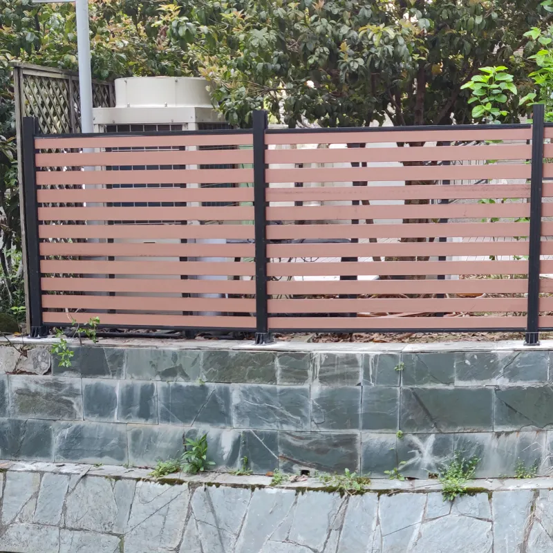 Recinzione esterna per la Privacy materiale del pannello in Wpc recinzione della casa parete in materiale composito recinzione in Wpc