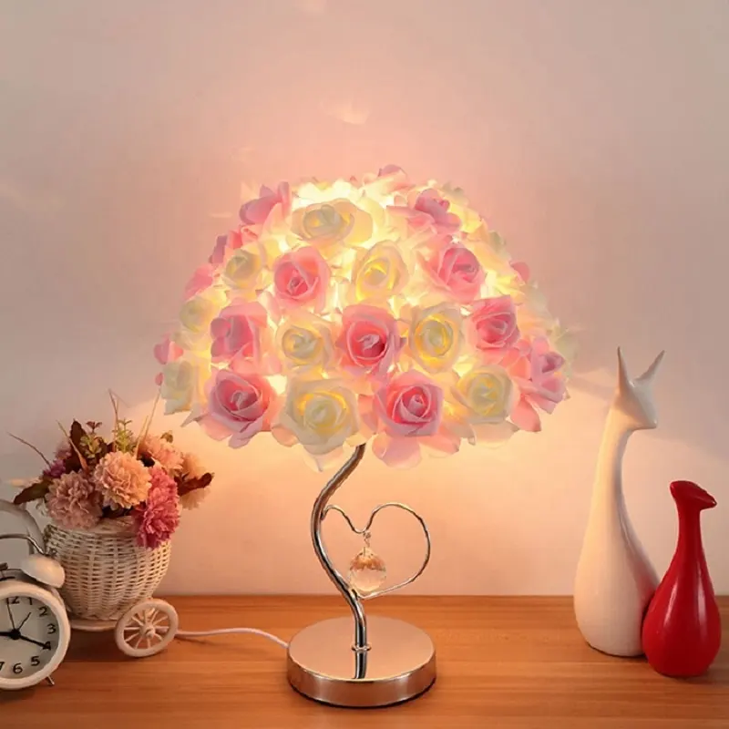 Lampada da tavolo moderna per la decorazione di nozze regalo di san valentino matrimonio camera da letto comodino lampada da scrivania rose creative luce floreale
