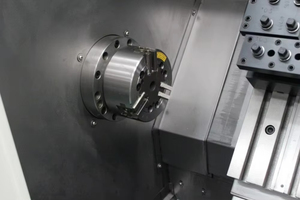 Máquina de torno CNC DE PRECISIÓN DE en gran oferta, control de automatización programable, operación simple y funciones completas - Product Image 5